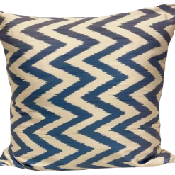 MD Home Blue Zig Zag Silk Ikat Cover Indoor
