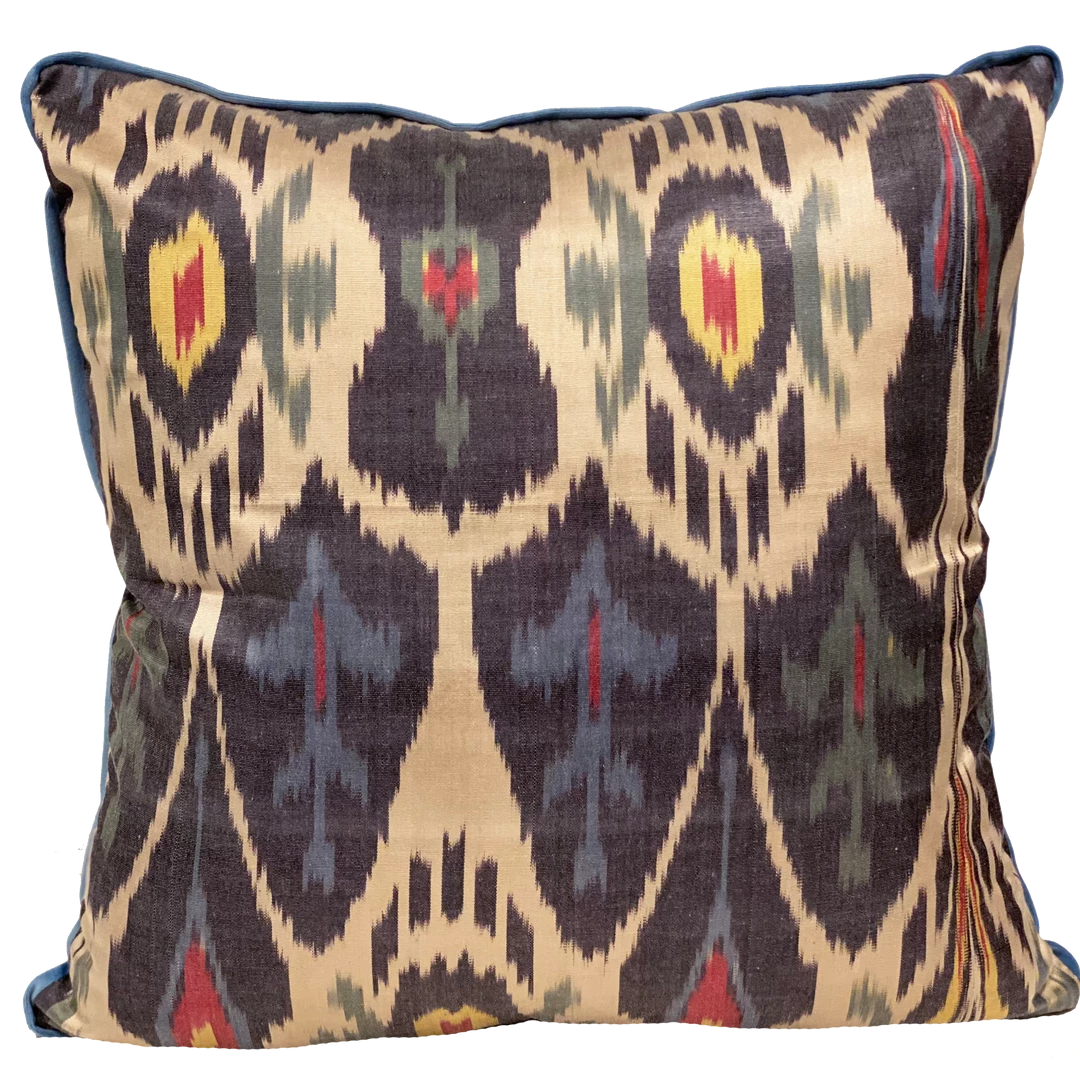 Kushaan Asil Silk Ikat Pillow Cover Indoor 1 Kushaan Asil Silk Ikat Pillow Cover Indoor